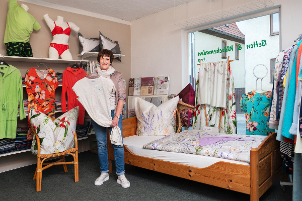 Bild 1 von Betten & Wäschemoden Jung